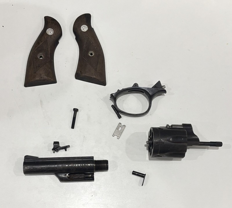RUGER SERVICE SIX PARTS LOT BARREL CYLINDER CRANE .38 special 