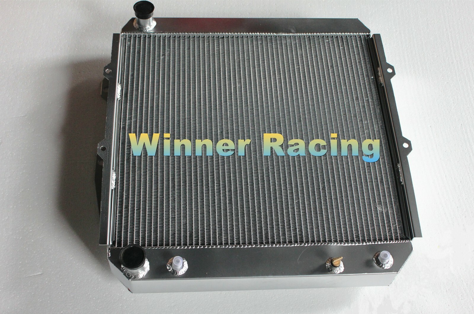 Fit Toyota Land Cruiser LJ70/71/73/77/78 2LTE 2.4TD 90-93 AT aluminium radiator