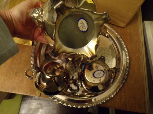 Onieda Silversmiths 1978 W.A. Rogers SilverPlated Holloware 4-Piece Coffee Set - Picture 11 of 20