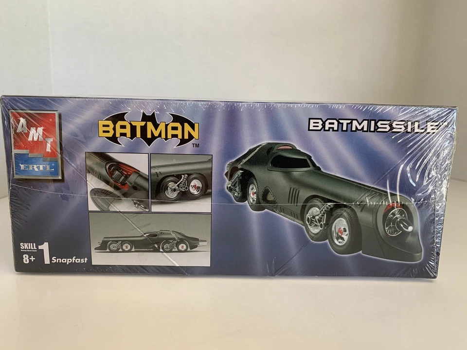 AMT Batman Batmissile 1/25 Model Kit 2003 Factory Sealed - Image 4 of 4
