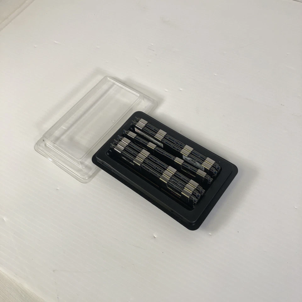 Lot of 6 Hynix HMT151R7TFR4C-H9 4GB PC3 10600R 2RX4 ECC Dimm - Image 4 of 4