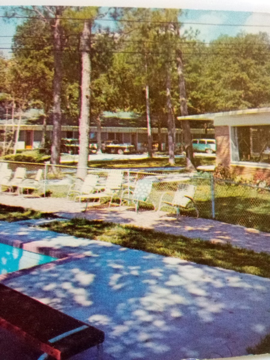 Gulf View Motel Court Long Beach Mississippi 1962 Postcard