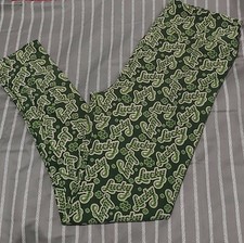 LuLaRoe TC Leggings St. Patricks Day Dark Green Lucky Shamrocks NEW Without Tags