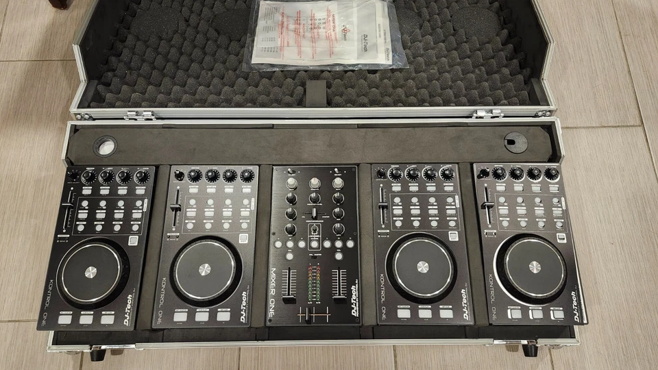 DJ Tech - HYBRID101 - Ultimate 4-Deck Midi Controller System For Traktor Pro - Image 4 of 4