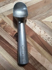 Vintage ZEROLL Roll Dippers Ice Cream Scoop #16 Maumee Ohio USA Silver & Green