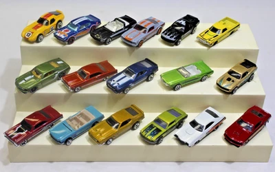 Hot Wheels 71 Mustang Mach 1 Torino K&N Mustang Shelby Daytona Fairlane car Lot - Image 1 of 4