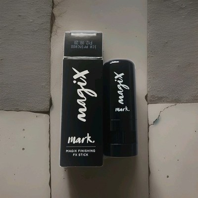 AVON Magix Mark Highlighter-Stift Für ein Stahlendes Finish. Ice Princess.