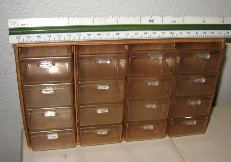 Vintage AKRO-MILS 12 DRAWER SNAP CLOSE BOXES - Estate sale item READ AD