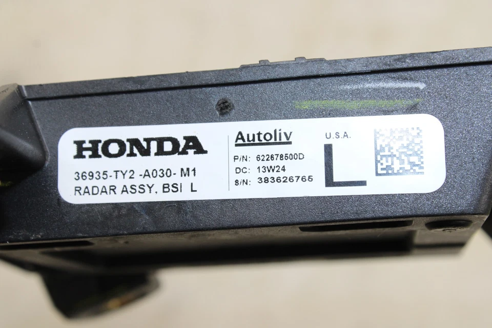 Módulo de punto ciego trasero izquierdo Acura RLX 2014-2015 36935-TY2-A030 OEM KP172 Foto 4 de 4