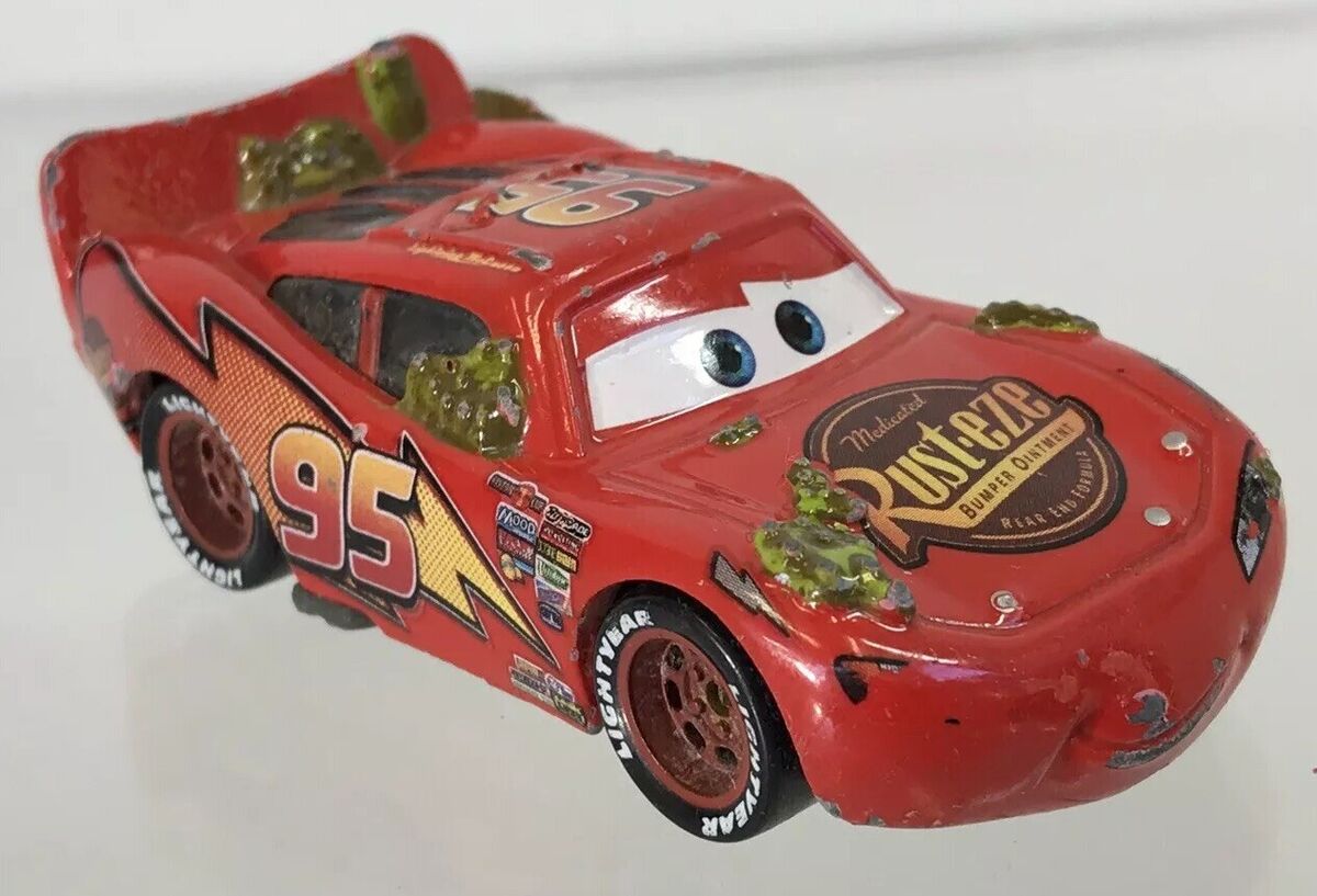 Disney Cars Series 3 Cactus Lightning McQueen Diecast Car