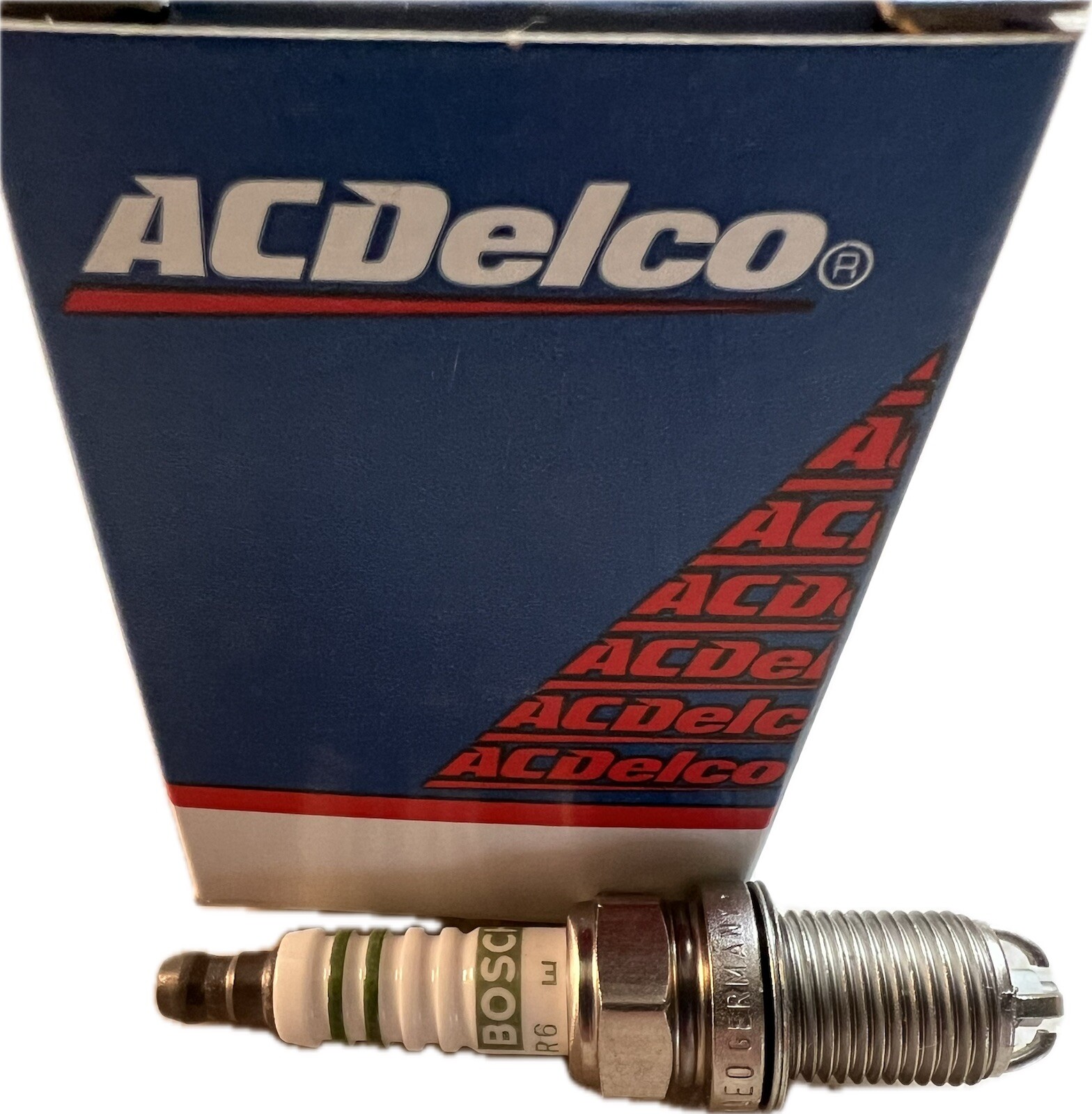 Genuine GM Double Platinum Spark Plug 24425327 3 New In The Box