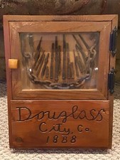 Douglass City Co. 1888 - Antique Chain & Nails In Wooden With Glass Display Case