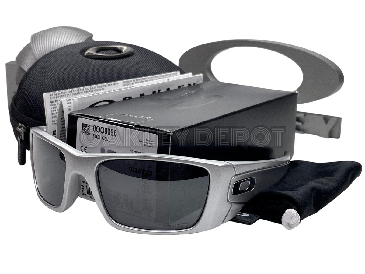 ✓🕶️ OAKLEY FUEL CELL 009096 X-SILVER/PRIZM BLACK SUNGLASSES (99