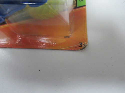2019 Hot Wheels Monster Trucks Neon Green Shark Wreck - 第 4/6 張圖片