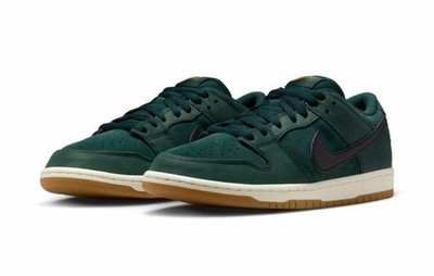 FJ1674-300 Nike SB Dunk Low Pro Deep Fir (Herren)