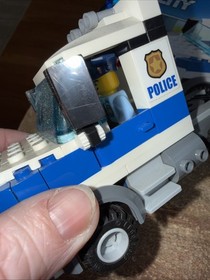 LEGO City: Mobile Command Center (60139) 100% Complete W/ Instructions No Box