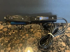 Solano Sapphire Professional Flat Iron Model #210 Made In Italy 100-240V 