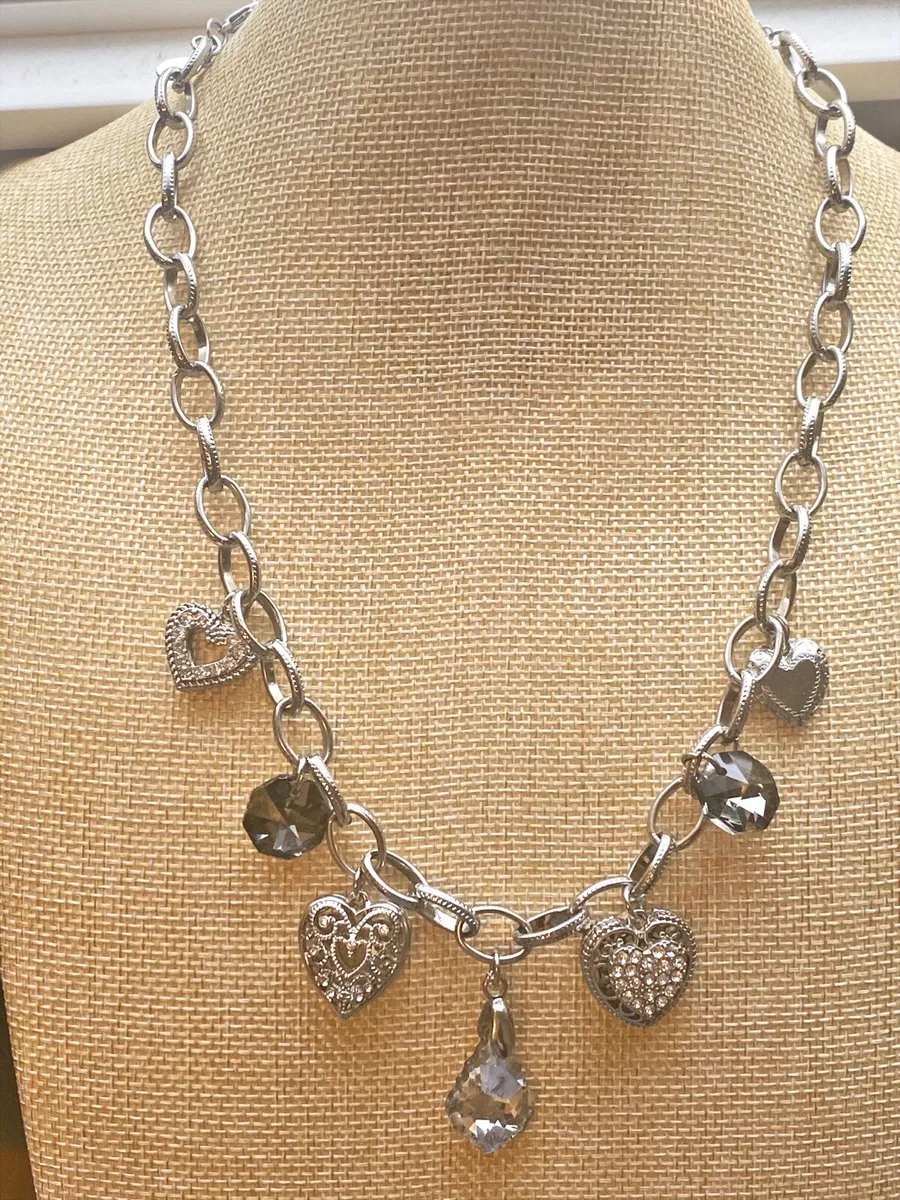 VINTAGE COOKIE LEE SILVER TONE HEART CHARM STATEMENT COLLAR