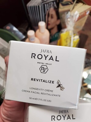 JAFRA ROYAL JELLY BODY COMPLEX  6.7 FL  NEW IN BOX