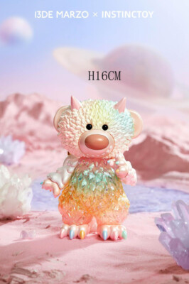 13DE MARZO x INSTINCTOY 001 Crystal Erosion Vinyl Designer 13DE MARZO x INSTINCTOY 001 Crystal Erosion Vinyl Designer