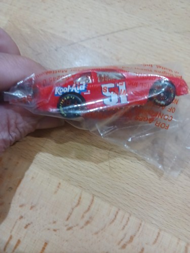 1996 Hot Wheels Kool-Aid Promo RED Pontiac Grand Prix #51 Race Car - Picture 4 of 5
