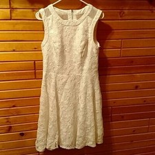 White floral short lace dress Cocktail, wedding, or events.