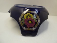 VINTAGE POTTERY TRIPOD TEA POT STAND TRIVET FLORAL DECORATION