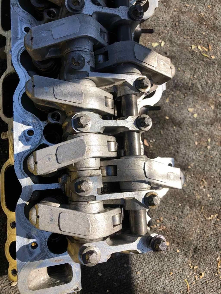 Mercedes Benz CLS500 1999-2011 culata del motor lado derecho del pasajero 5,0 L Foto 3 de 4