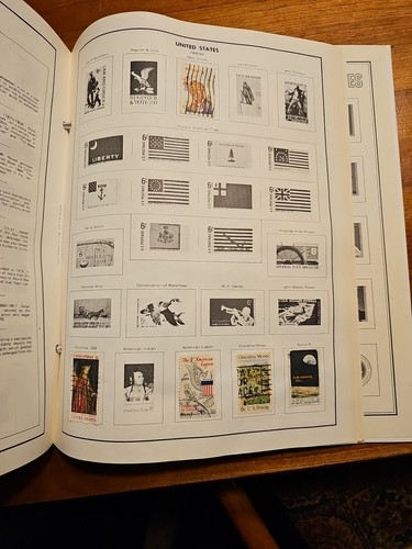 The Harris Independence U.S. Postage Stamp Album 1979 Used Few Stamps 63 Pages - Picture 4 of 7