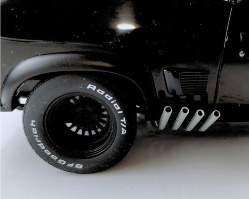 Mad Max 2 Diecast Car 1/18 The Road Warrior Interceptor AUTOart Millennium USED - Picture 8 of 24