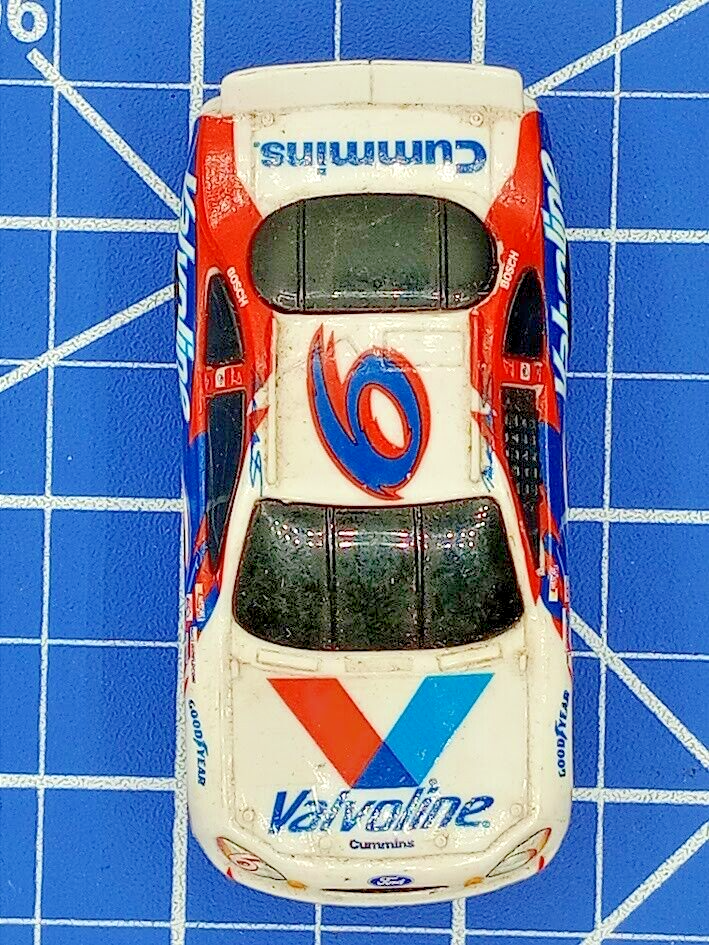 Mattel Hot Wheels Electric Racing Mark Martin #6 Valvoline Cummins Slot Car