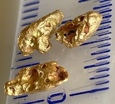 3 genuine, natural, Australian gold nuggets 0.88 gram