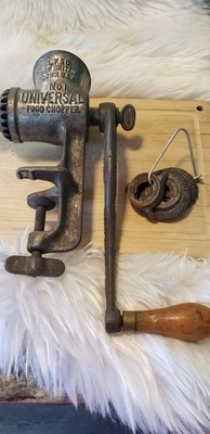   L.F &Co..Great Britian  #1 Meat Grinder  W/3 Wheels. USA  Patent 1900. GC