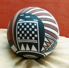 Afrikanische Vase aus Ton