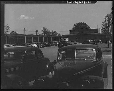 Photo:Middle River Maryland 1930s FSA Crossroads Cars Baltimore Vicinity