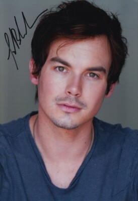 TYLER BLACKBURN signed Autogramm 20x30cm PRETTY LITTLE LIARS in Person autograph