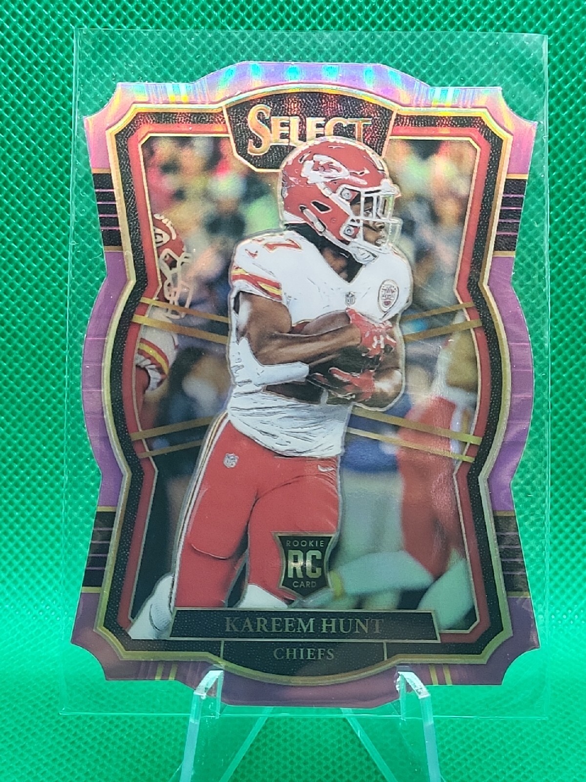 2017 Select Premiere Level Purple Prizm 69/75 Kareem Hunt RC #129