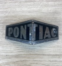 Vintage Pontiac Angled Metal Oem Radiator Shell Trim Emblem Badge Black Silver Vintage Pontiac Angled Metal Oem Radiator Shell Trim Emblem Badge Black Silver