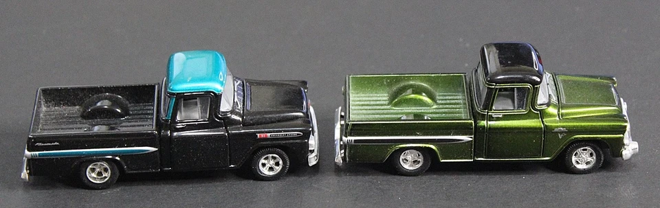 M2 Machines 1959 Chevrolet Apache & GMC Pickup 1:64 Diecast Trucks 2013 - Image 4 of 4