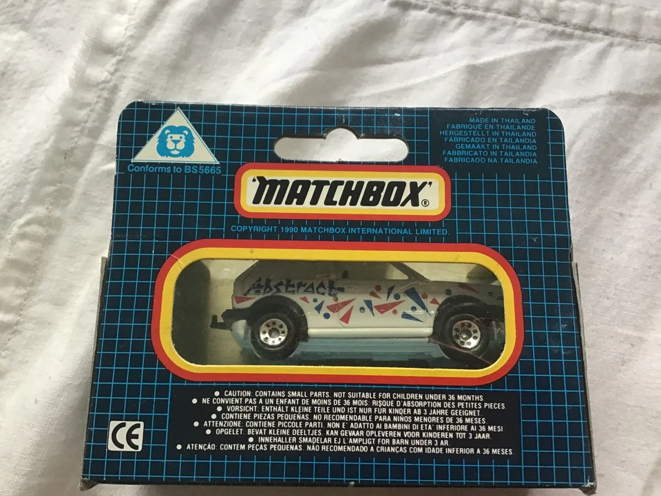 MATCHBOX MB 63 - VOLKSWAGEN GOLF GTI - ABSTRACT - UNOPENED BOX -RARE ! - Изображение 3 из 3
