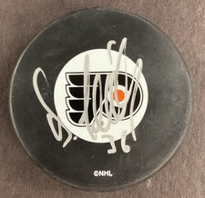 Dennis Seidenberg Signed Hockey Puck Philadelphia Flyers Autograph TPG