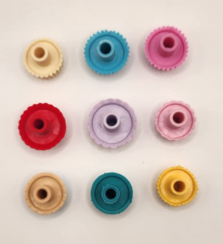 Disney Enchanted Cupcake Party Game Replacement Pieces 9 Cupcake Liners 2012 - Picture 2 of 3