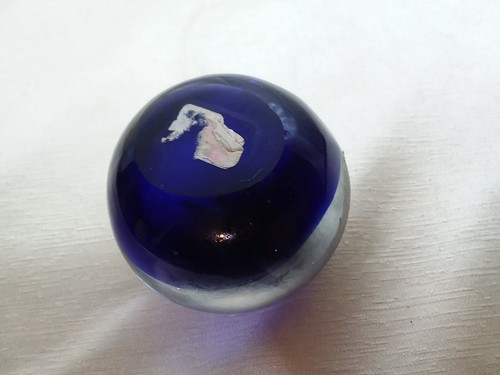 Glass Paper Weight Airplane Blue Round Flat Base - Picture 3 of 4