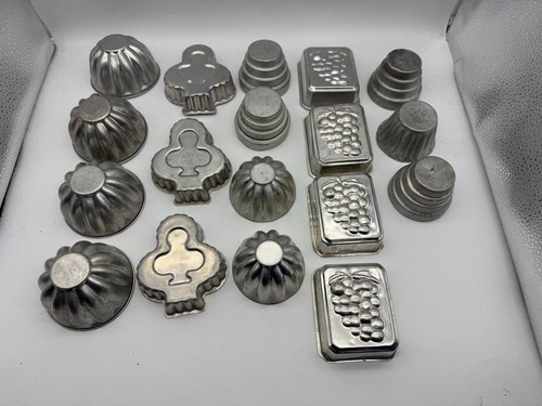 Vintage Aluminum Molds Lot 18 varies sizes Jello cake tart Baking Crafting