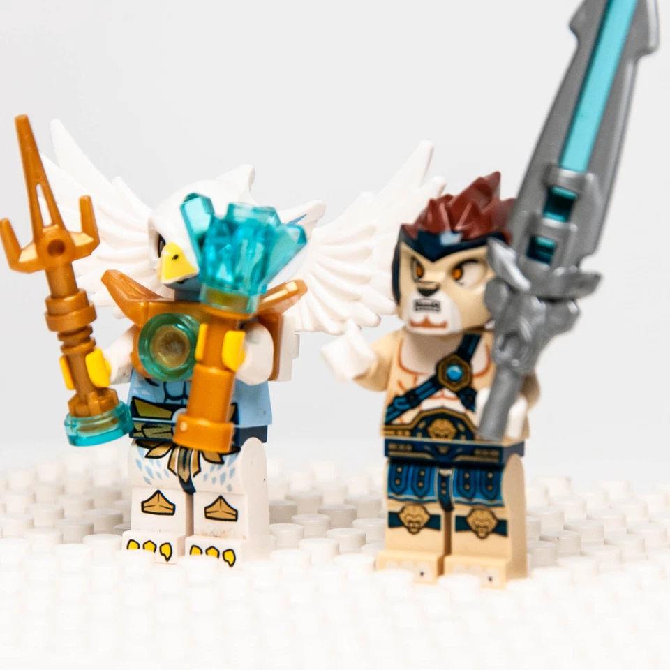 (Lote de 2) Minifiguras LEGO Chima Lennox (loc003), Armadura de Oro Ewar (loc014) Foto 4 de 4