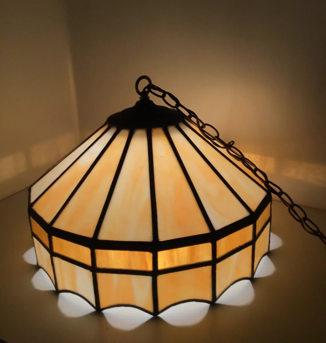 VINTAGE CEILING LAMP SHADE HEAVY PLASTIC MCM DESIGN 18