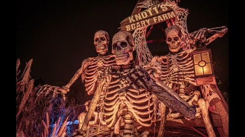 Centesimo di zinco allungato - Knott’s Scary Farm - Buena Park, California  - Foto 4 di 5