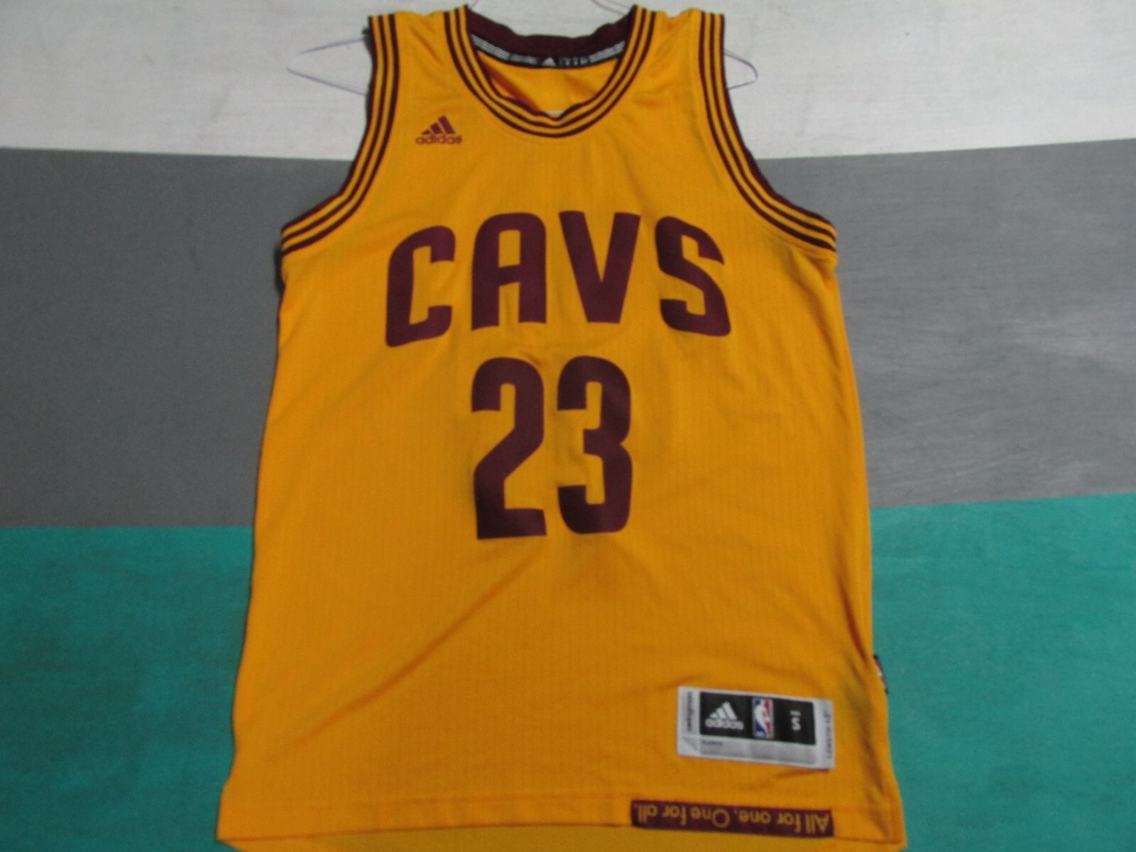 lebron james jersey sales 2014