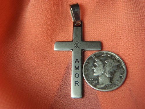 Womens Mens Nice Stainless steel LOVE AMOR Cross Pendant FREE SHIPPING Lot 684 - Picture 4 of 7