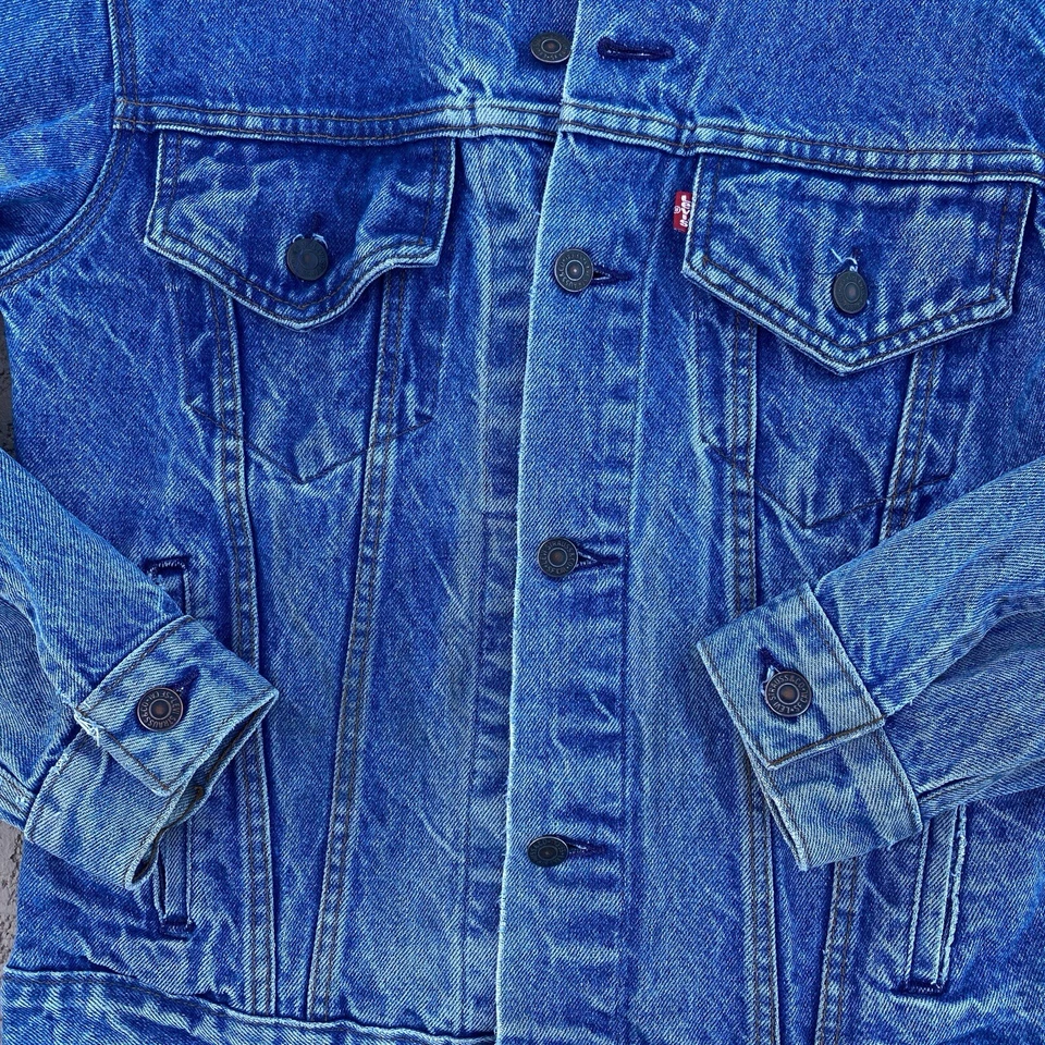 De Colección Levi’s 70506-0214 Azul Denim Jean Botón Chaqueta Talla 35R Rojo Pestaña Hecha en EE. UU. Foto 2 de 4